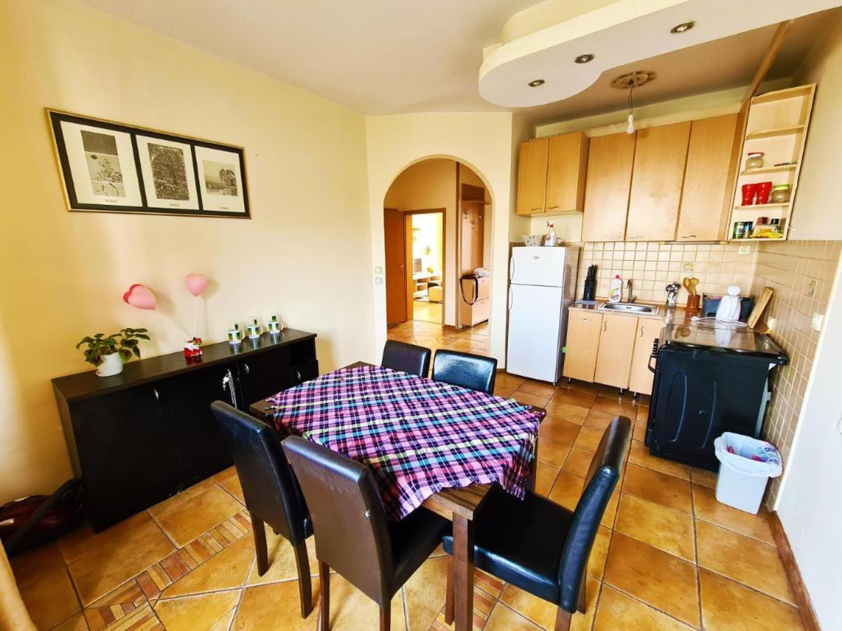 Rooftop Apartment At Mainsquare 스코페 외부 사진